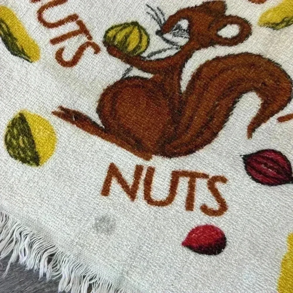 Vintage 1960s 1970s NUTS / SQUIRRELS Hand Towel White & Fringe 60s 70s